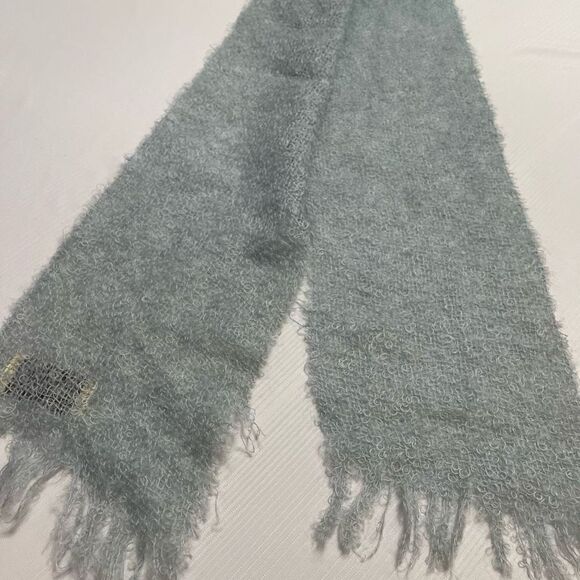 Highlands Vintage Mohair Blue Scarf - Picture 3 of 7